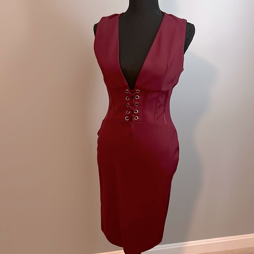Women’s Maroon Sexy Low Cut Form Fitted Dress